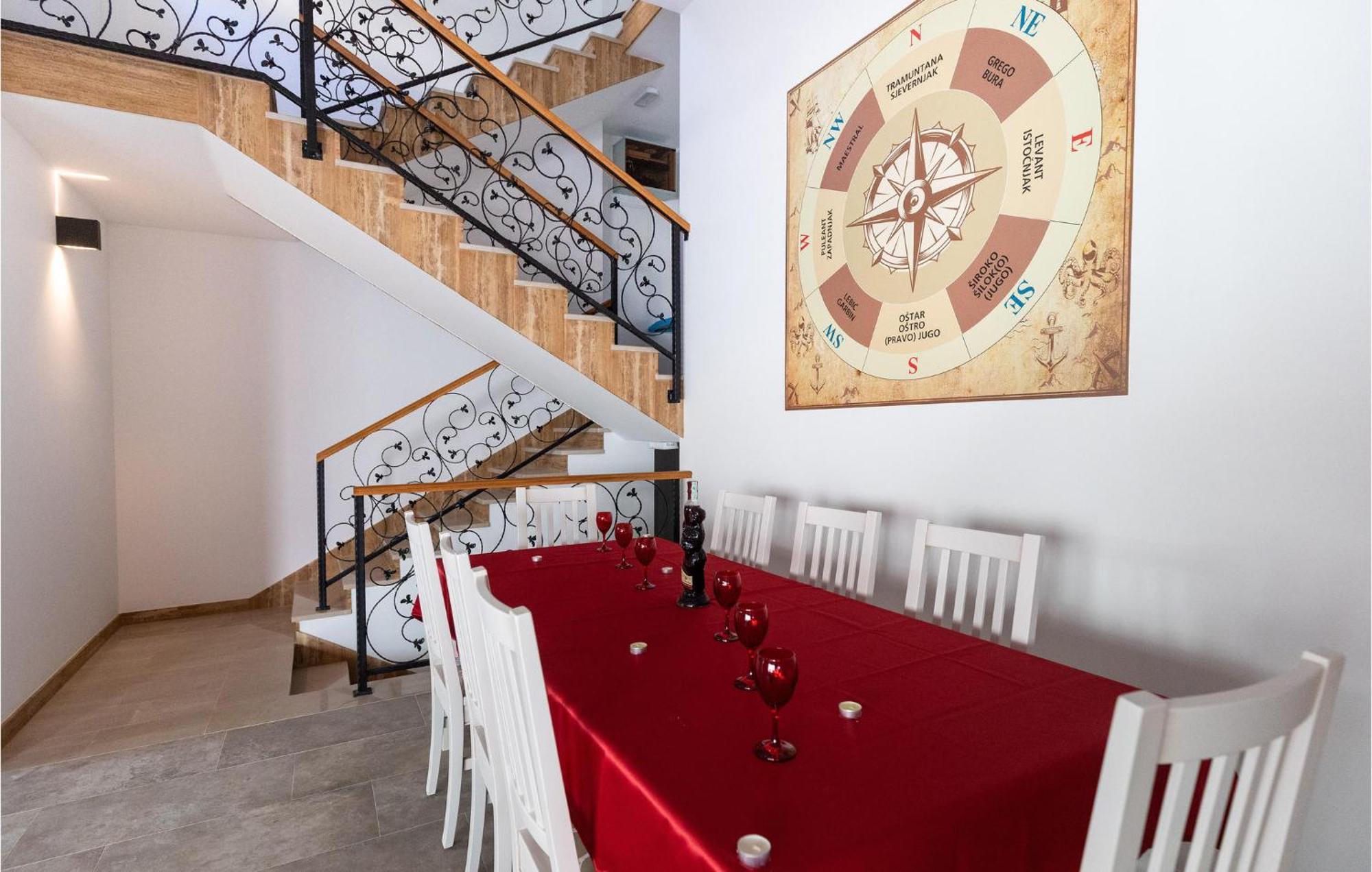 Lovely Home In Klek With House A Panoramic View Eksteriør billede